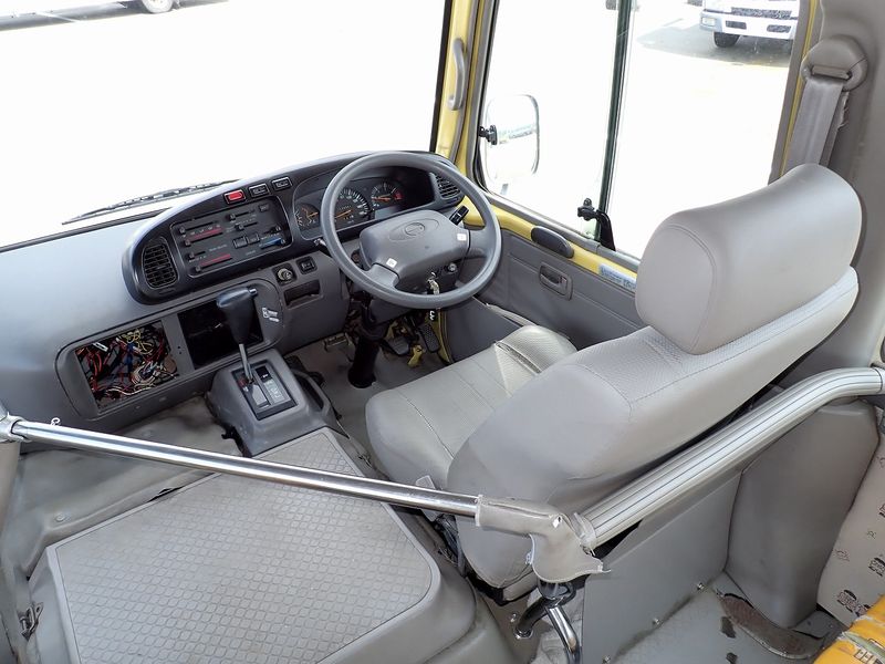 2002 Hino Liesse II KK-HZB40M (UW-6a98d8e7ad394)[38]