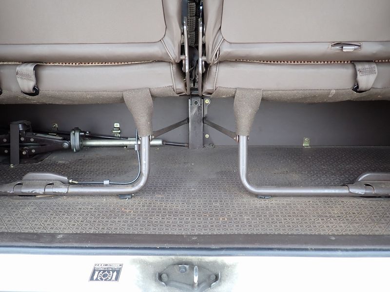 1990 Toyota Coaster U-HDB31 (UW-6a98d8ea03b71)[25]