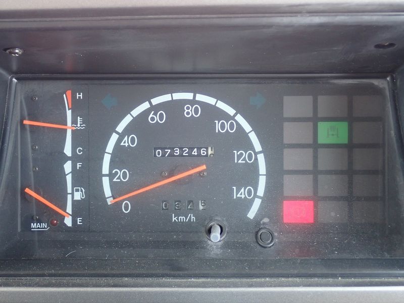 1990 Toyota Coaster U-HDB31 (UW-6a98d8ea03b71)[34]
