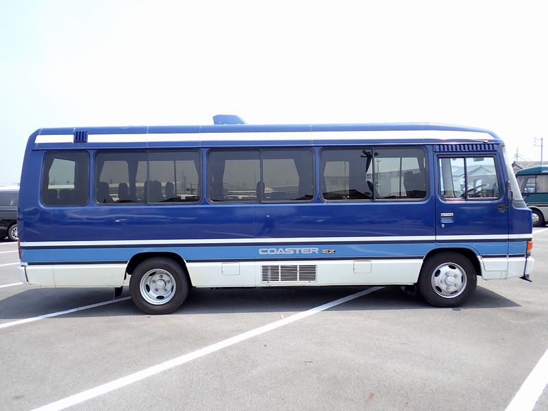 1990 Toyota Coaster U-HDB31 (UW-6a98d8ea03b71)[5]