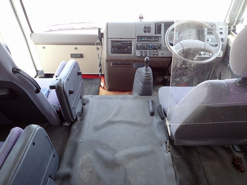 1997 Nissan Civilian Bus KC-RW40 (UW-6a98d8ebb3d02)[22]