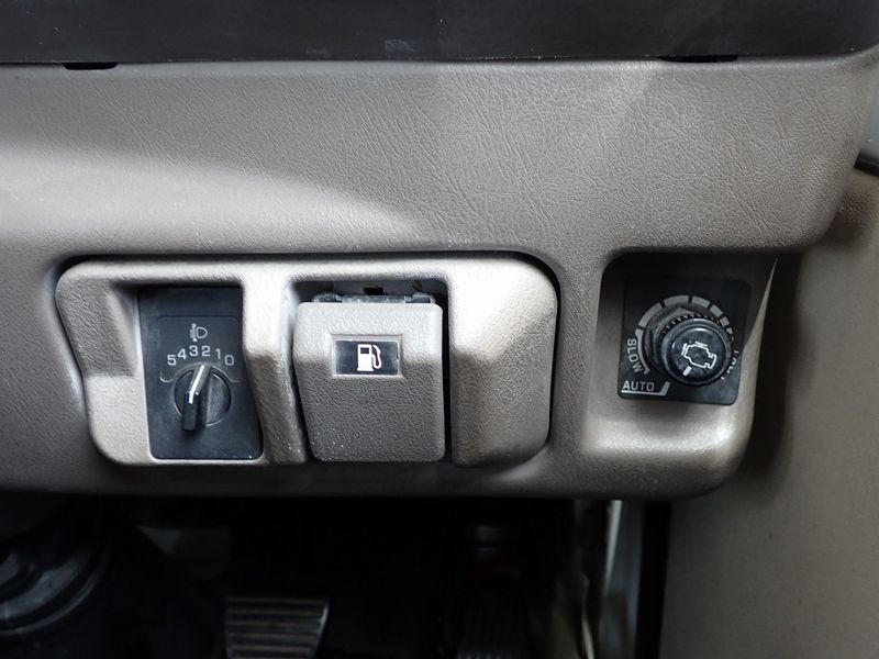 2008 Mitsubishi Rosa PDG-BE63DG (UW-6a98d8ec0f710)[22]