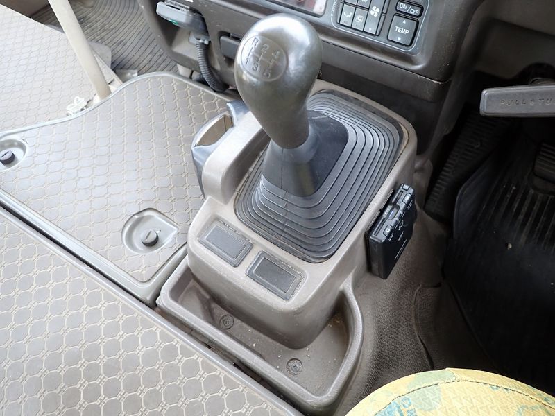 2008 Mitsubishi Rosa PDG-BE63DG (UW-6a98d8ec0f710)[18]