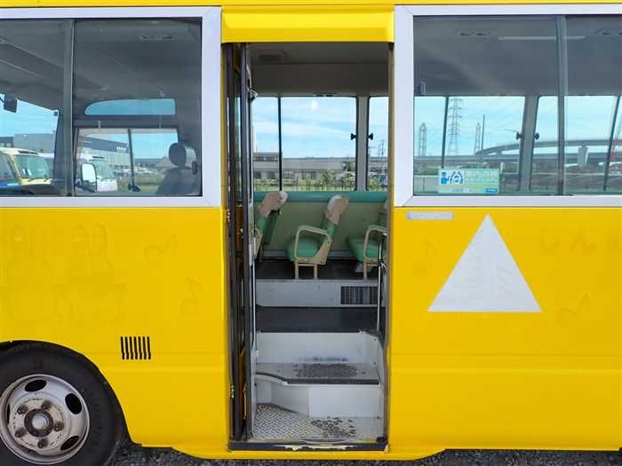 2004 Isuzu Journey Bus KK-SBVW41 (UW-6a98d8ec33655)[8]