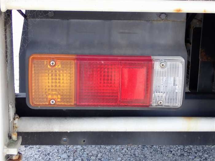 2015 Hino DUTRO TKG-XZU655M (UW-6a98d8eddd0d7)[26]