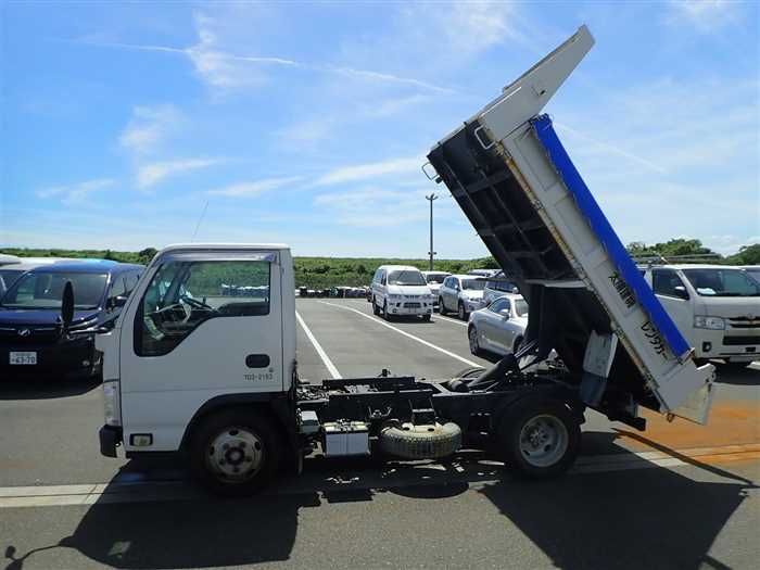2013 Isuzu Elf Truck TKG-NKR85AN (UW-6a98d8ee5fe9d)[1]
