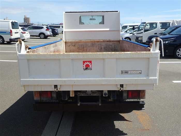 2013 Isuzu Elf Truck TKG-NKR85AN (UW-6a98d8ee5fe9d)[3]