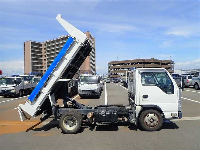 2013 Isuzu Elf Truck TKG-NKR85AN (UW-6a98d8ee5fe9d)[5]
