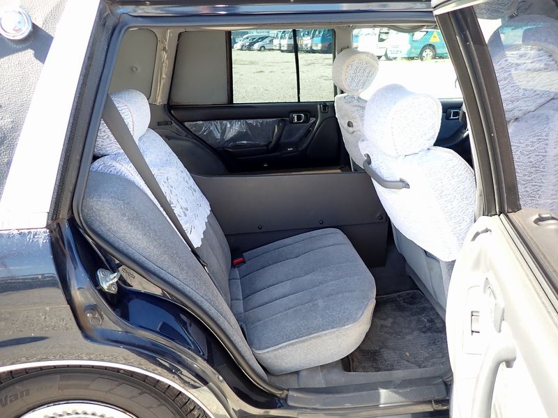 1997 Toyota Crown E-GS130W (UW-6a98d8f045ba6)[16]