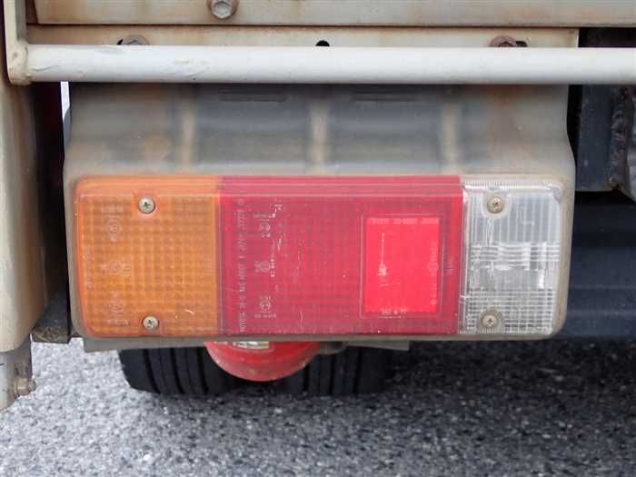 2010 Hino DUTRO BKG-XZU304M (UW-6a98d8f3370fd)[26]