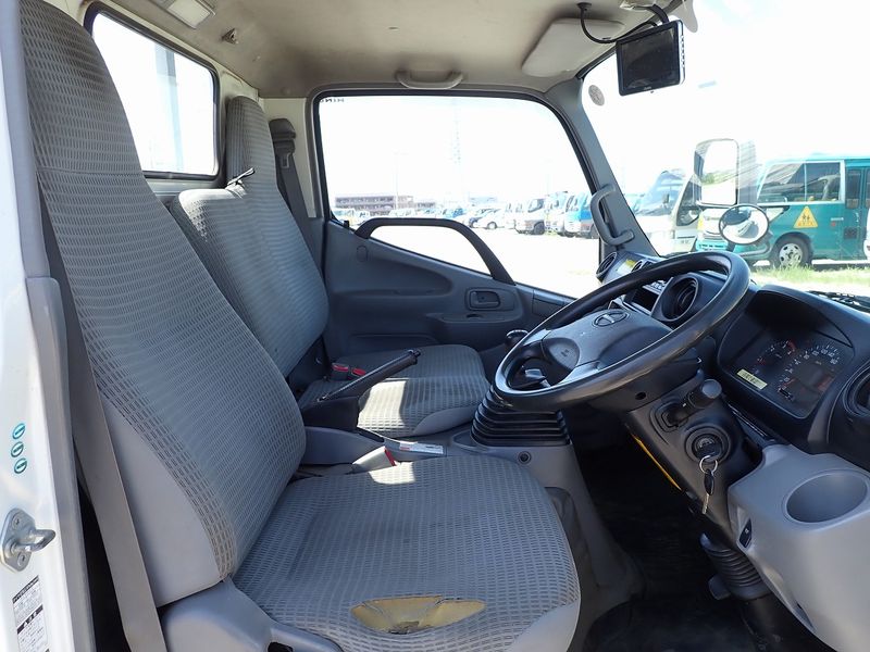 2013 Hino DUTRO TKG-XZU675M (UW-6a98d8f57084a)[19]