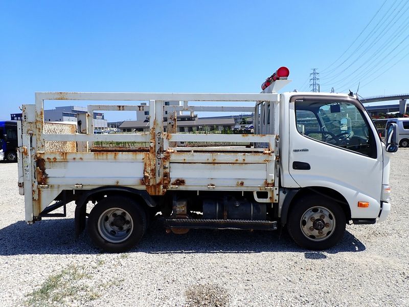 2013 Hino DUTRO TKG-XZU675M (UW-6a98d8f57084a)[5]
