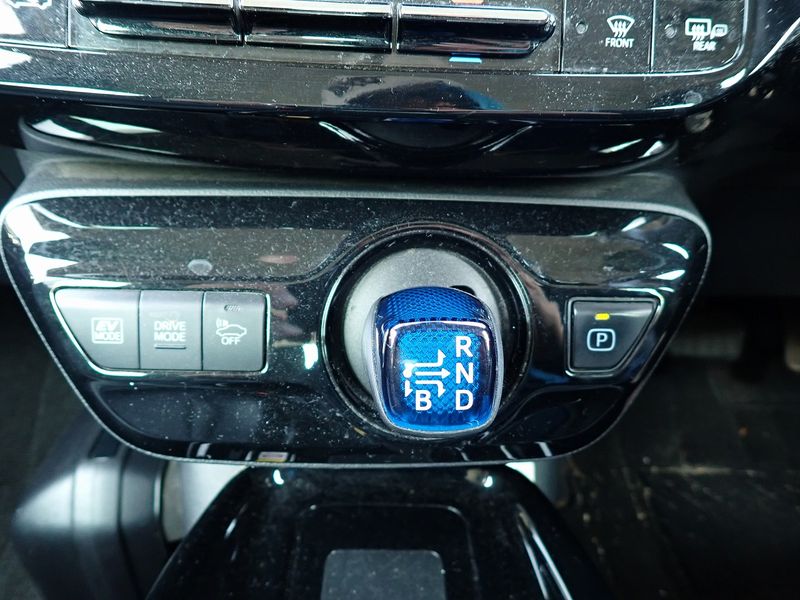 2019 Toyota Prius DAA-ZVW51 (UW-6a98d8f6dcd7b)[19]