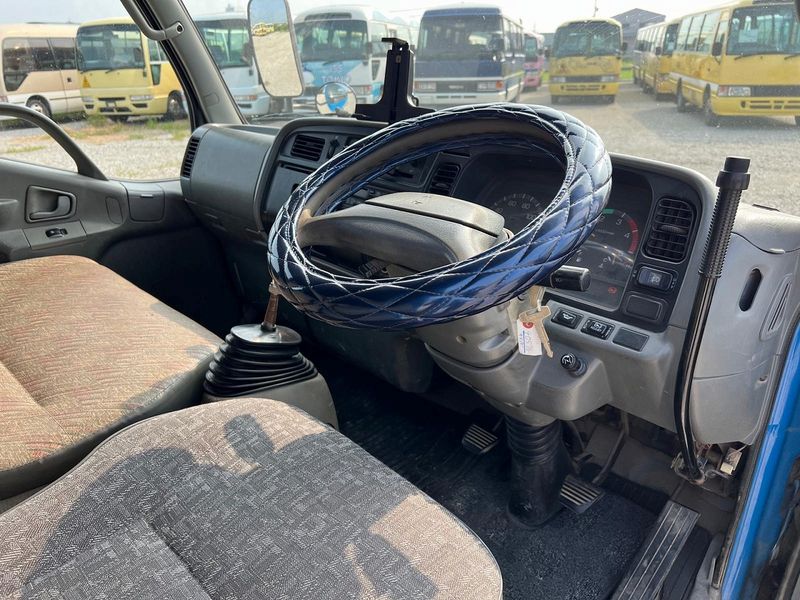 1998 Mitsubishi Canter KC-FE517BD (UW-6a98d8f723a2d)[23]