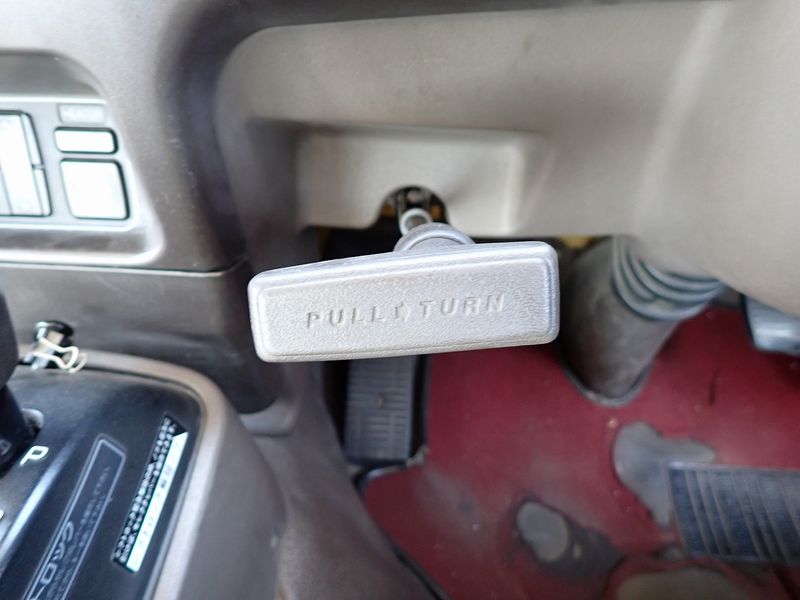 2004 Mitsubishi Rosa KK-BE63CE (UW-6a98d8f94da4b)[14]