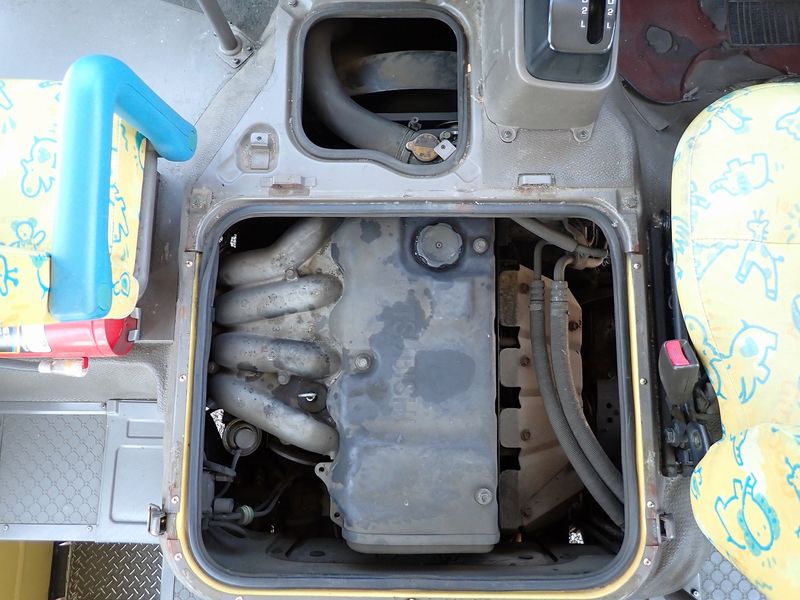 2004 Mitsubishi Rosa KK-BE63CE (UW-6a98d8f94da4b)[35]