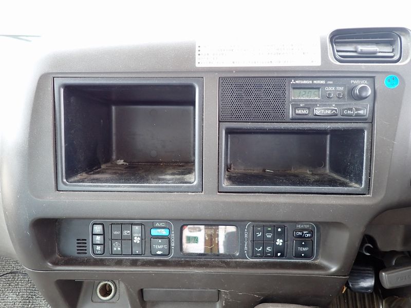 2001 Mitsubishi Rosa KK-BE63CE (UW-6a98d8fd739ab)[32]