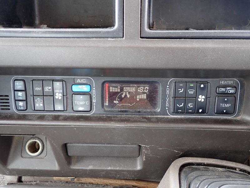 2001 Mitsubishi Rosa KK-BE63CE (UW-6a98d8fd739ab)[33]