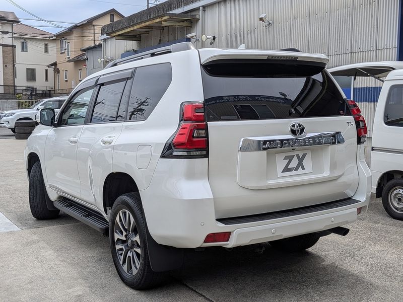2023 Toyota Land Cruiser Prado 3BA-TRJ150W (UW-6a98d8fdc104d)[3]