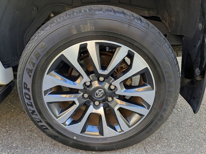 2023 Toyota Land Cruiser Prado 3BA-TRJ150W (UW-6a98d8fdc104d)[38]