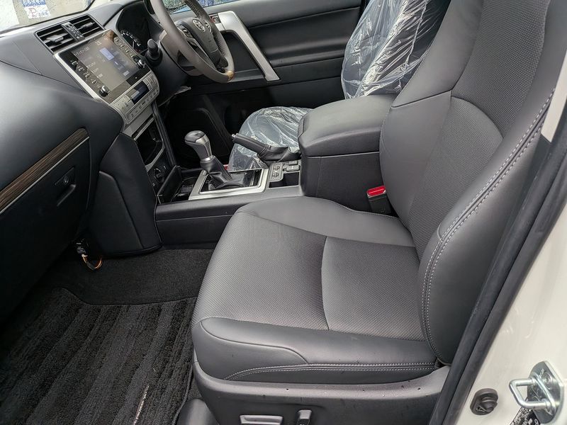 2023 Toyota Land Cruiser Prado 3BA-TRJ150W (UW-6a98d8fdc104d)[19]