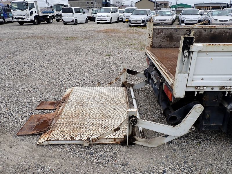 1997 Mitsubishi Canter KC-FE507B (UW-6a98d8fe17535)[40]