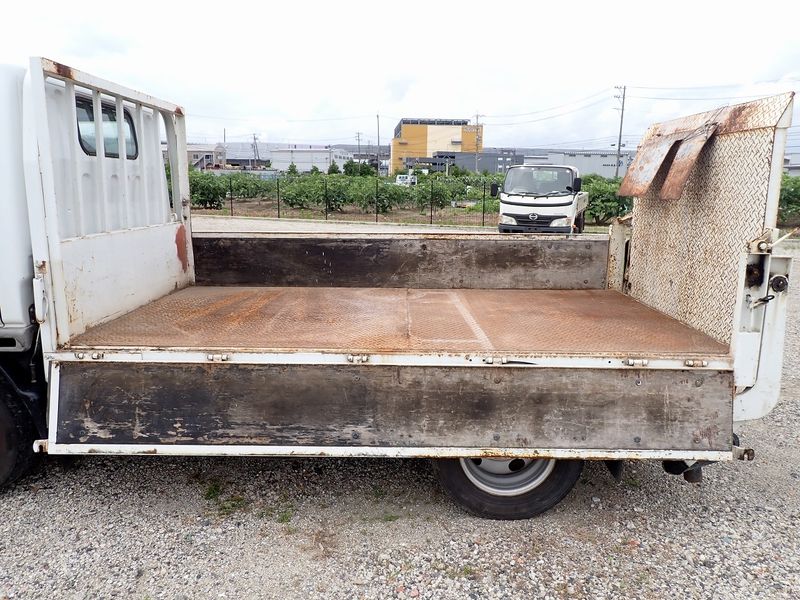 1997 Mitsubishi Canter KC-FE507B (UW-6a98d8fe17535)[37]