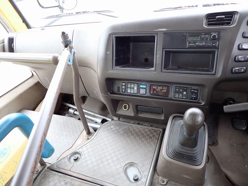 2003 Mitsubishi Rosa KK-BE63CE (UW-6a98d9002ad85)[13]