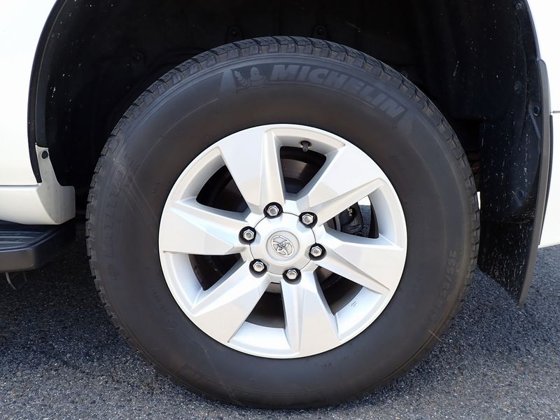 2023 Toyota Land Cruiser Prado 3BA-TRJ150W (UW-6a98d90316a93)[10]