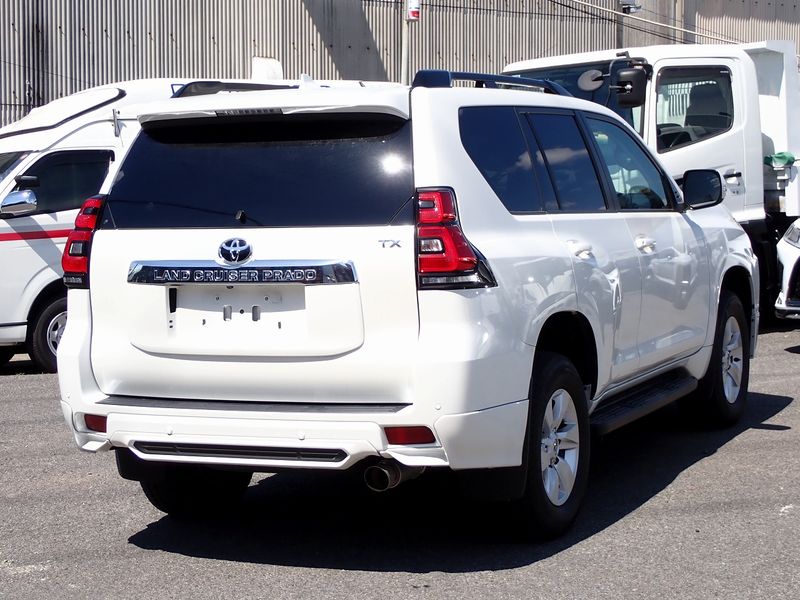 2023 Toyota Land Cruiser Prado 3BA-TRJ150W (UW-6a98d90316a93)[4]