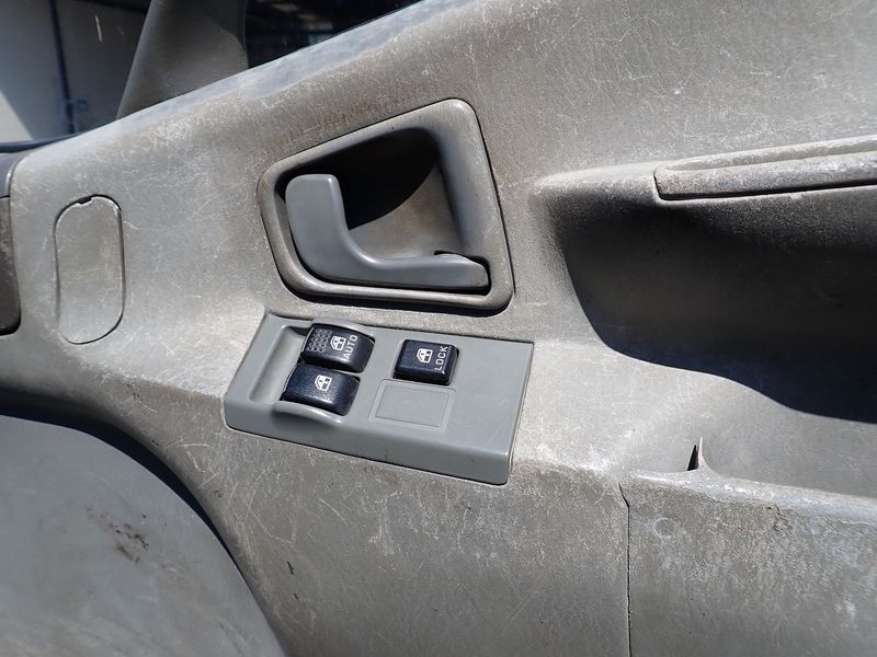 1995 Mitsubishi Canter KC-FE517BD (UW-6a98d90322f67)[33]