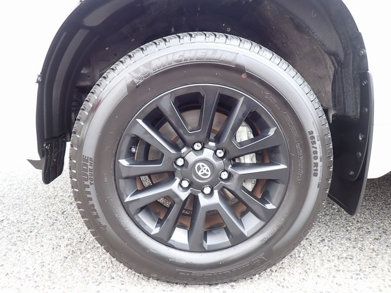2023 Toyota Land Cruiser Prado 3BA-TRJ150W (UW-6a98d90583a73)[11]