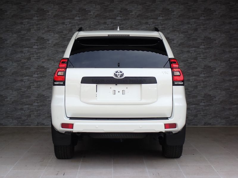 2023 Toyota Land Cruiser Prado 3BA-TRJ150W (UW-6a98d90583a73)[3]