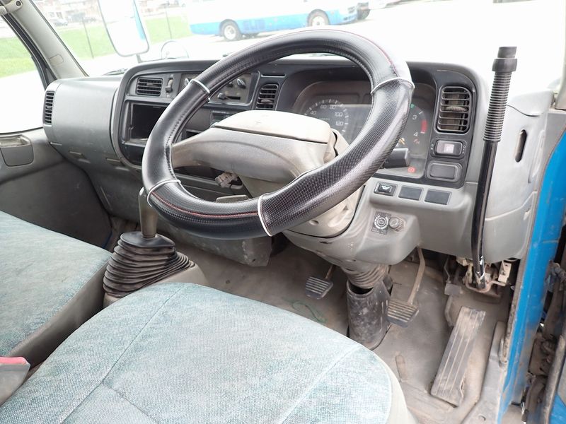 1999 Mitsubishi Canter KK-FE51CBD (UW-6a98d9059a023)[14]