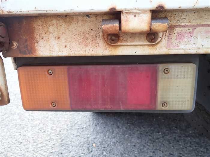 1997 Mitsubishi Canter KC-FE507BT (UW-6a98d905da332)[26]