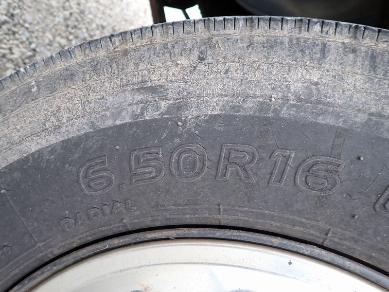 1995 Mitsubishi Canter U-FE516BC (UW-6a98d9082775a)[52]