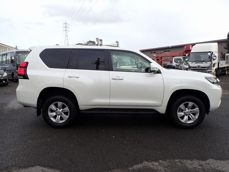 2023 Toyota Land Cruiser Prado 3BA-TRJ150W (UW-6a98d909920c5)[5]