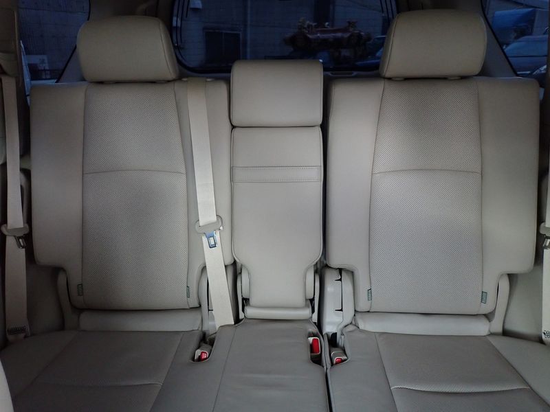 2023 Toyota Land Cruiser Prado 3BA-TRJ150W (UW-6a98d909920c5)[23]