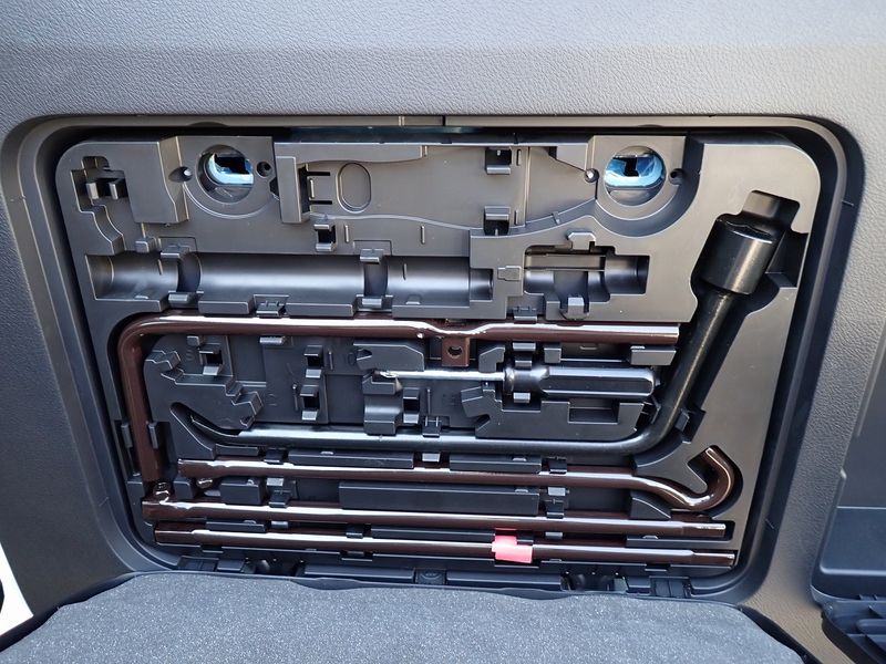 2023 Toyota Land Cruiser Prado 3BA-TRJ150W (UW-6a98d90a5fde0)[26]