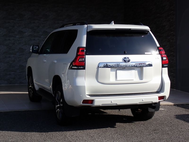 2023 Toyota Land Cruiser Prado 3BA-TRJ150W (UW-6a98d90a5fde0)[2]