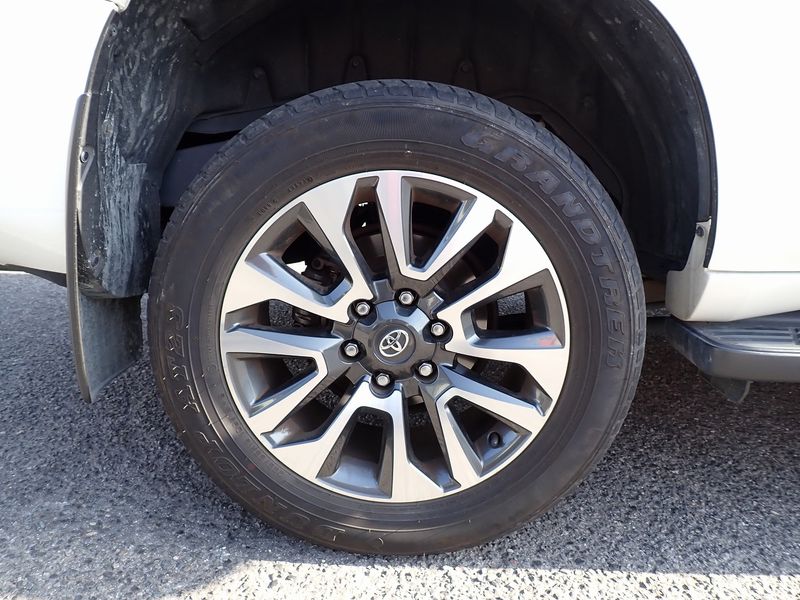 2023 Toyota Land Cruiser Prado 3BA-TRJ150W (UW-6a98d90a5fde0)[8]
