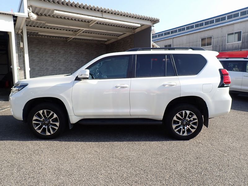 2023 Toyota Land Cruiser Prado 3BA-TRJ150W (UW-6a98d90a5fde0)[1]