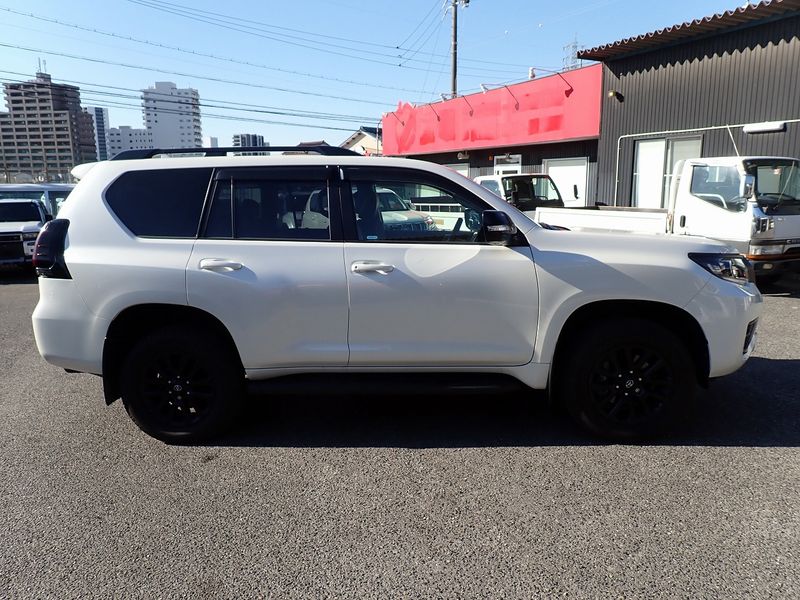 2023 Toyota Land Cruiser Prado 3BA-TRJ150W (UW-6a98d90a83ae2)[5]