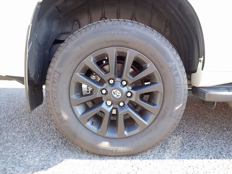 2023 Toyota Land Cruiser Prado 3BA-TRJ150W (UW-6a98d90a83ae2)[8]