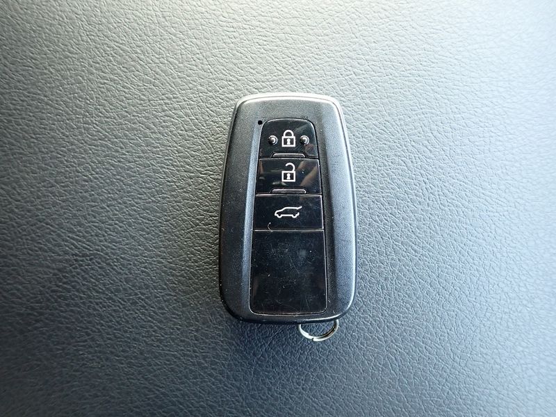 2023 Toyota Land Cruiser Prado 3BA-TRJ150W (UW-6a98d90abcf0a)[37]