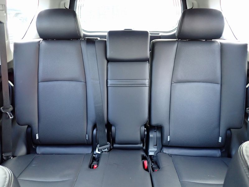 2023 Toyota Land Cruiser Prado 3BA-TRJ150W (UW-6a98d90abcf0a)[23]