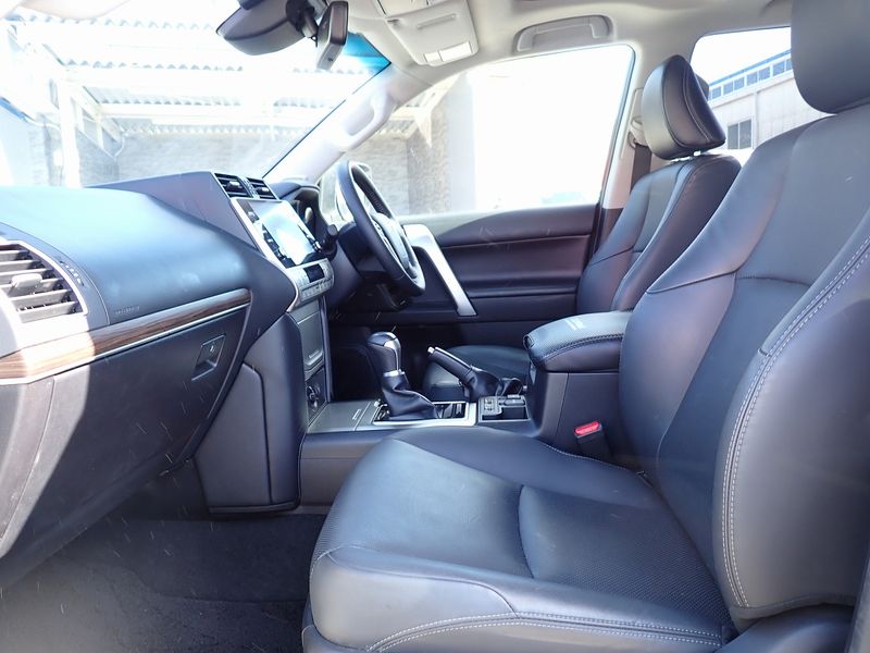 2023 Toyota Land Cruiser Prado 3BA-TRJ150W (UW-6a98d90bbaa70)[22]