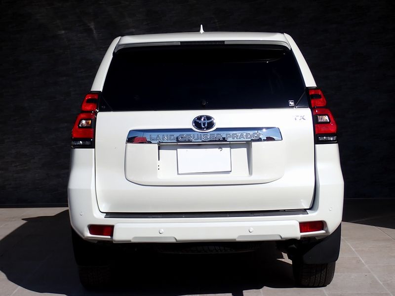 2023 Toyota Land Cruiser Prado 3BA-TRJ150W (UW-6a98d90cb0cb3)[3]