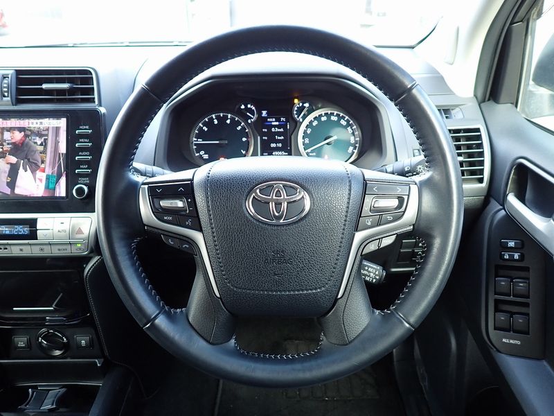 2021 Toyota Land Cruiser Prado 3BA-TRJ150W (UW-6a98d90ecd6fe)[30]