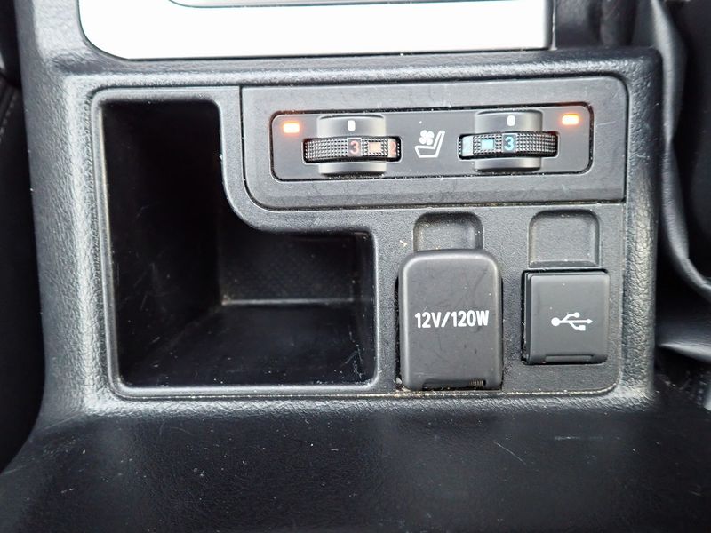 2021 Toyota Land Cruiser Prado 3BA-TRJ150W (UW-6a98d90f76359)[35]
